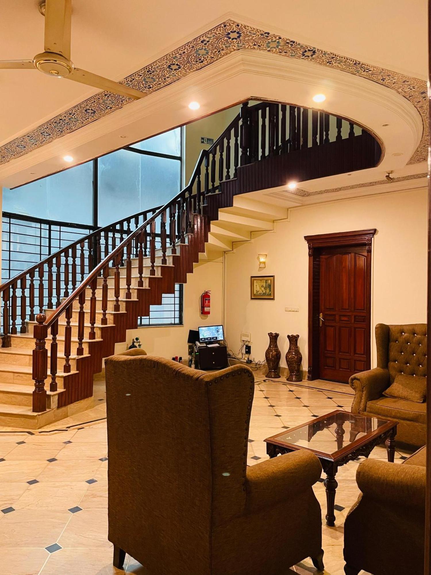 Executive Galaxy Guest House Islamabad Luaran gambar